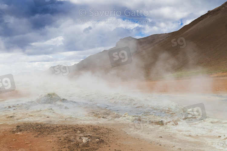 Hverir (Islanda), paesaggio vulcanico con fumarole